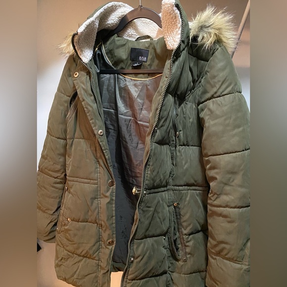 a.n.a Jackets & Blazers - Hunter green winter coat